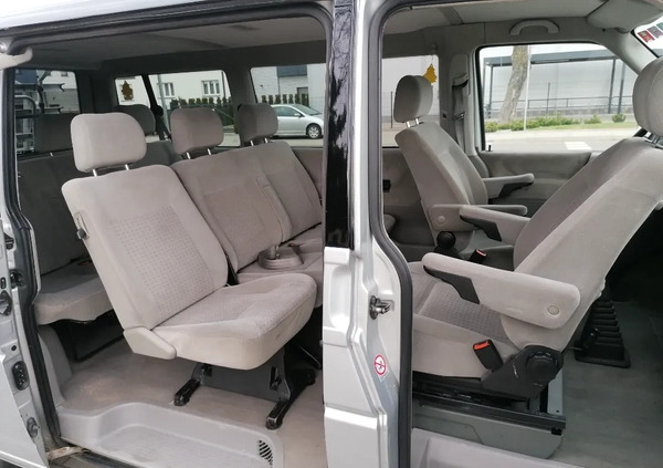 Volkswagen Caravelle cena 55000 przebieg: 404000, rok produkcji 2000 z Września małe 781